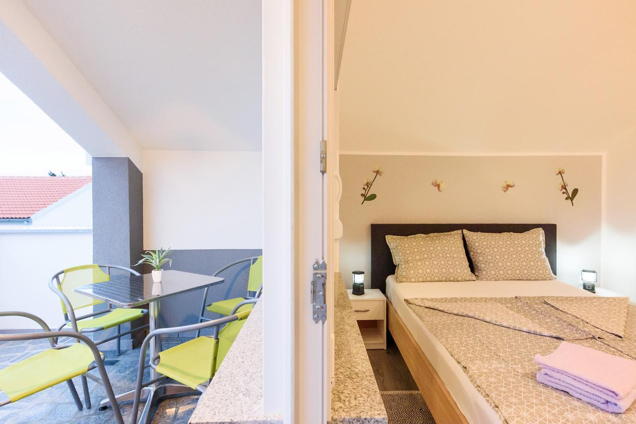 Apartmani Orhideja Gornji Karin Exterior foto