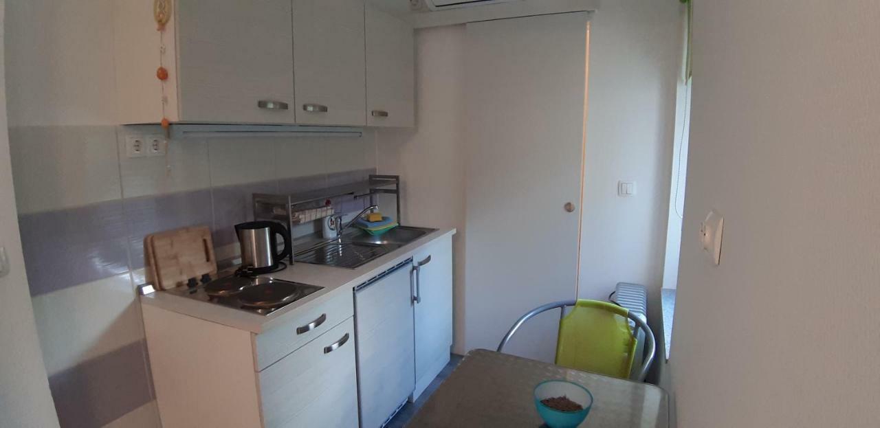 Apartmani Orhideja Gornji Karin Exterior foto